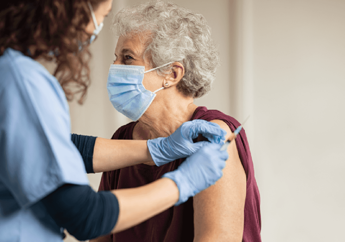 בכירים בממשל מודאגים: אין לנו מספיק כסף לרכוש מנות חיסון רביעיות