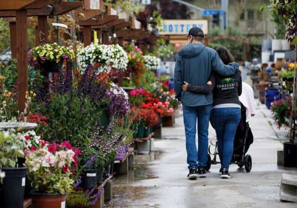 קליפורניה רושמת לראשונה נתון מעודד במאבק מול מגפת הקורונה