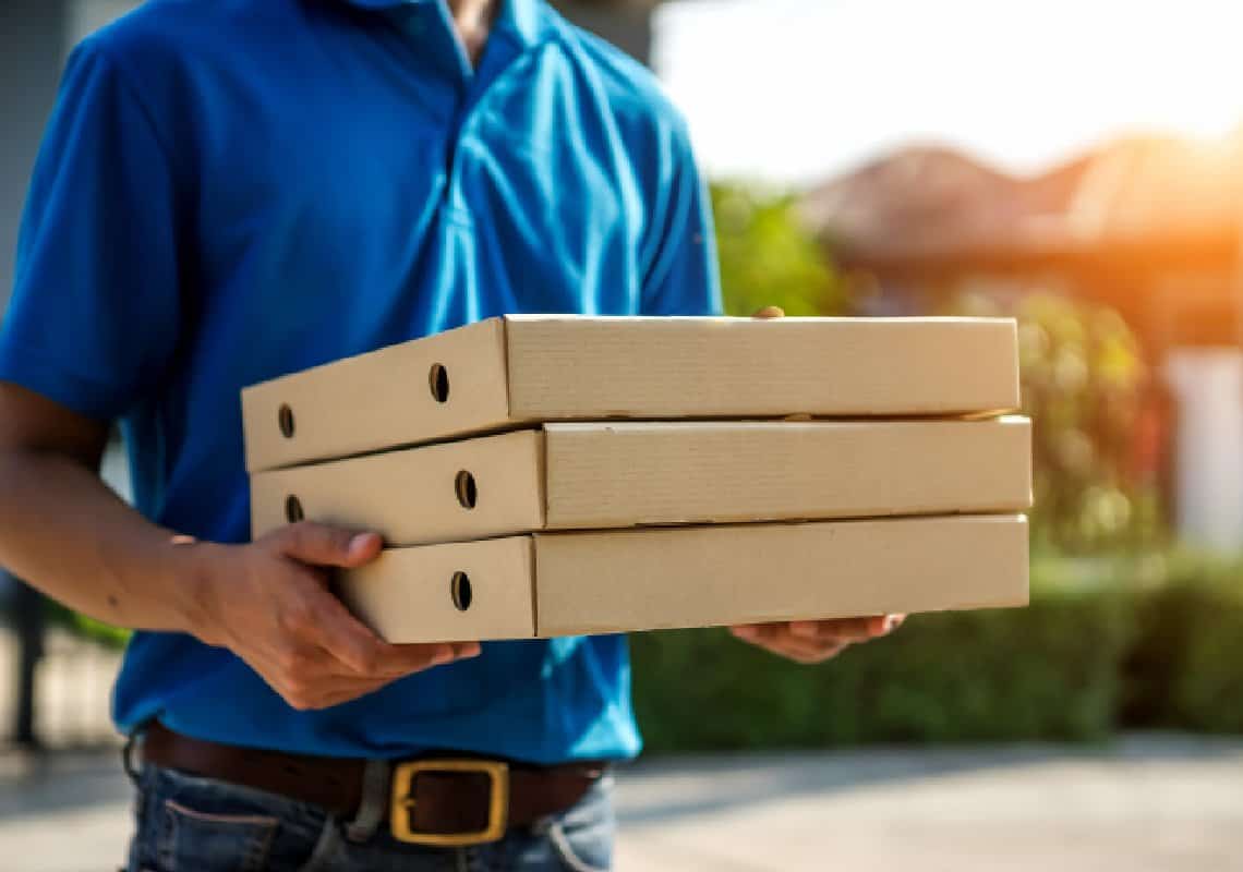 דרום קליפורניה: שליח פיצה הותקף ונשדד