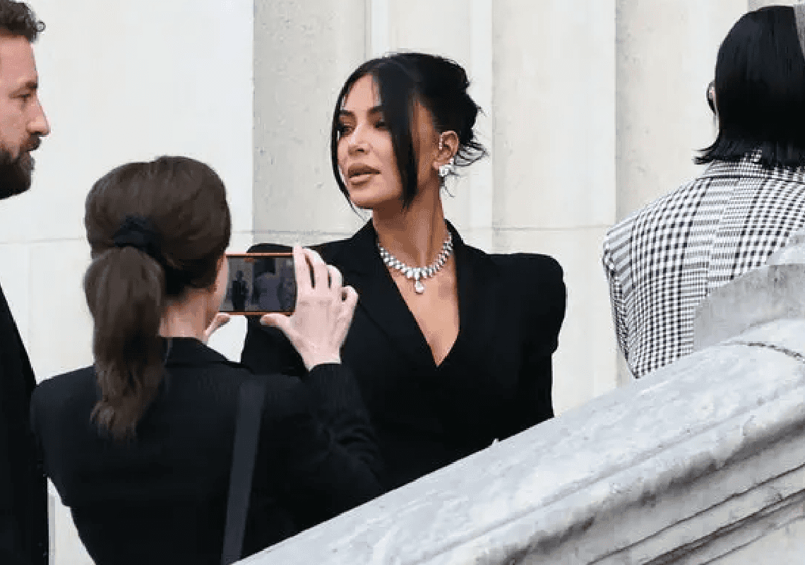 10 שנים אחרי שנשדדה בפריז - קים מעידה במשפט: "לא חשבת שאצא מזה בחיים"