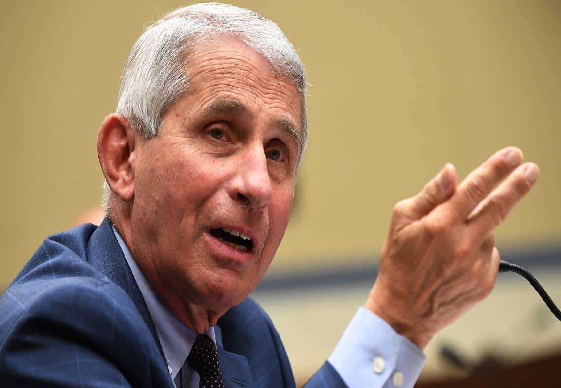 פאוצ'י מודה: "ביצענו סגרים כדי לגרום לאנשים להתחסן"