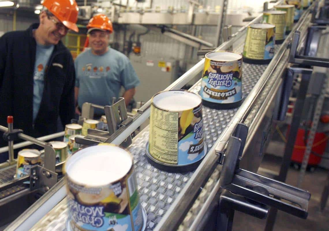 בן אנד ג'ריס מסתבכת: סופרמרקטים כשרים בארה"ב מורידים את מוצריה מהמדפים