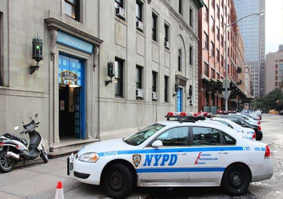 ניו יורק: שערוריית השוחד במשטרה נולדה מתאווה להיתרי חניה