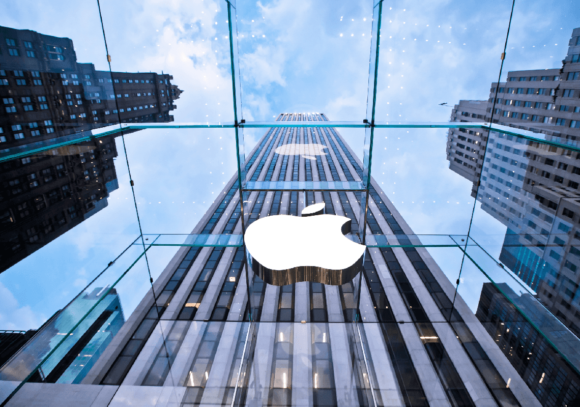 תקרית אלימה במנהטן: מאבטח בחנות 'אפל' נדקר על ידי אדם שסירב לעטות מסכה