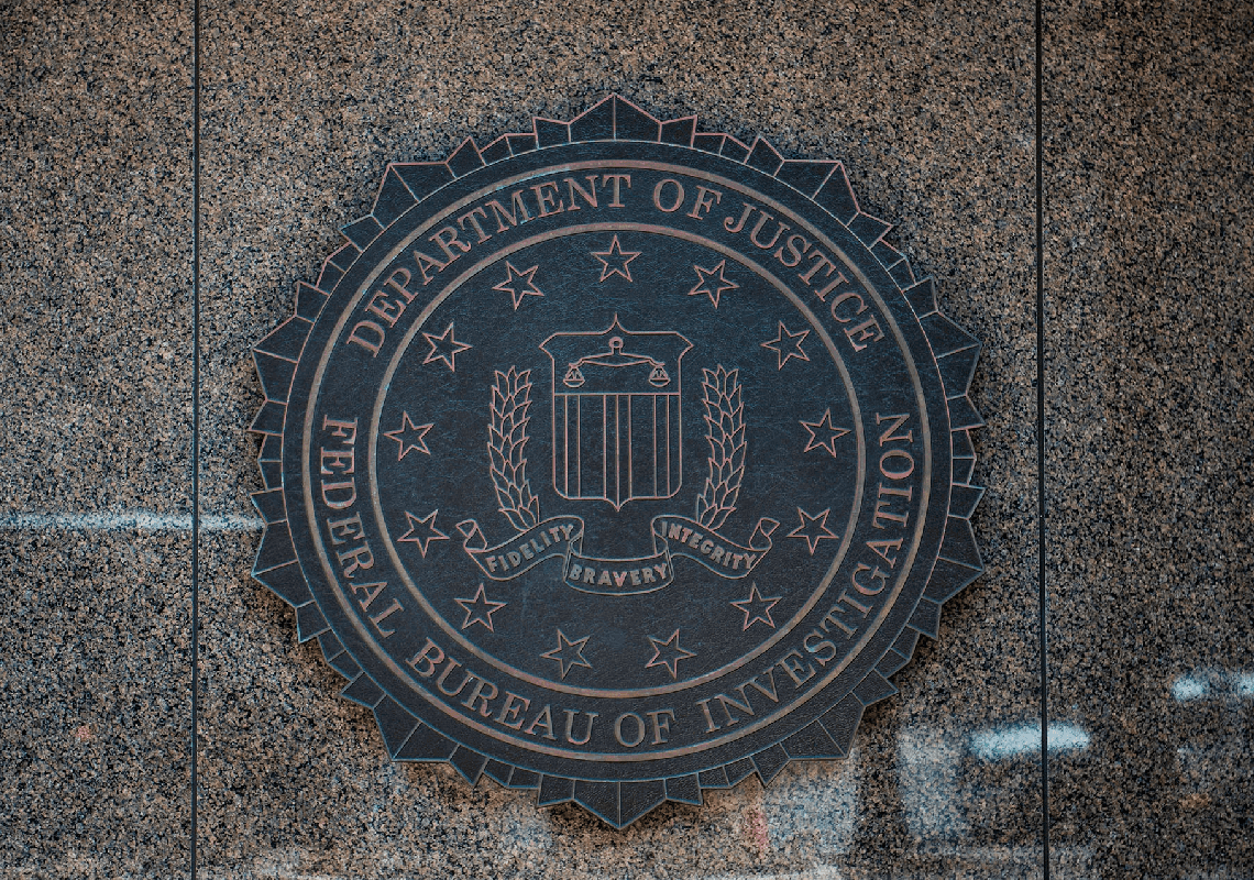 האקרים פרצו לשרת של ה-FBI ושלחו מיילים למאות אלפי אנשים 