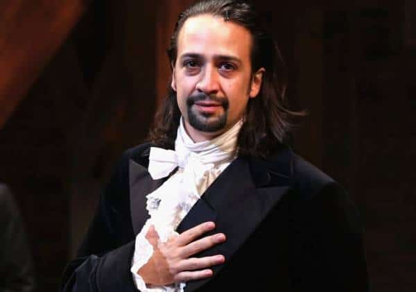 אחרי שהמחזמר המצליח "המילטון" סוף כל סוף הגיע לטלוויזיה מגיעה ביקורת קשה- האם הוא יבוטל?