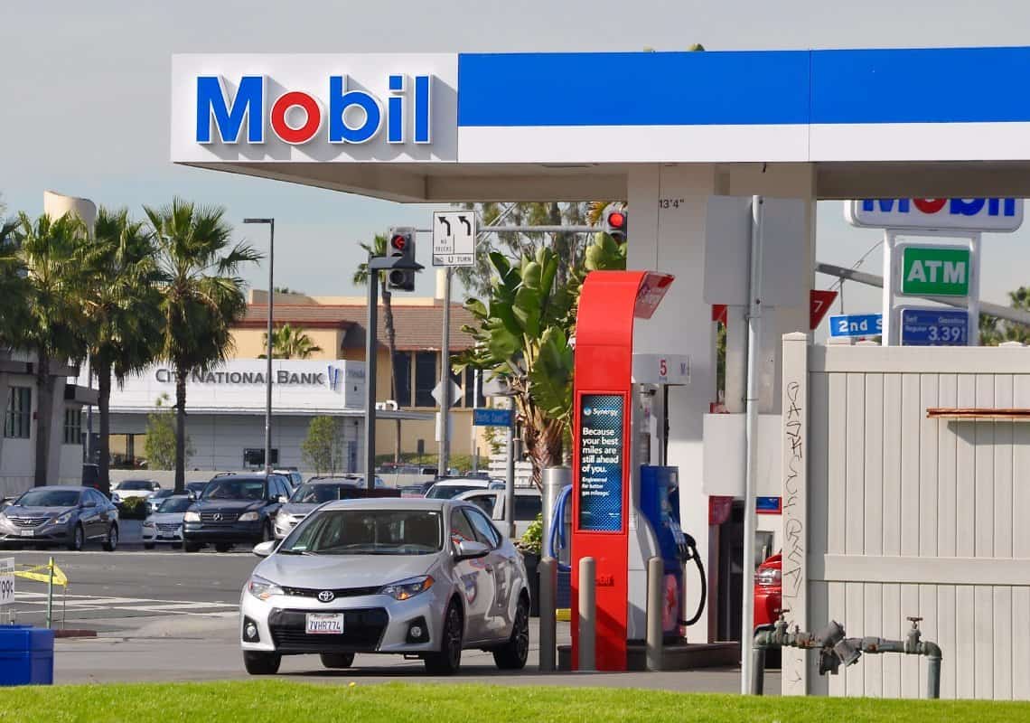 מחירי הדלק בארה"ב ממשיכים לשבור שיאים: יותר מ-5 דולר לגלון