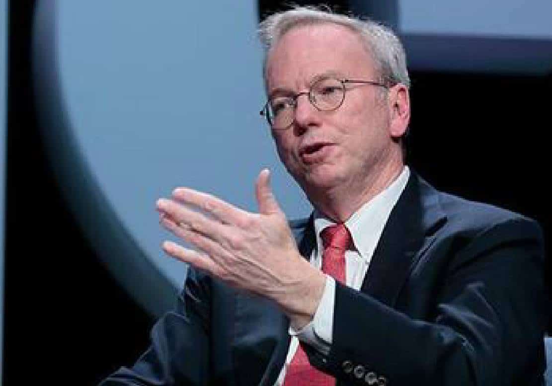 "כמו פצצות גרעין": ‏יישומי בינה מלאכותית צבאיים ישנו את כללי המשחק אומר מנכ"ל גוגל לשעבר‏