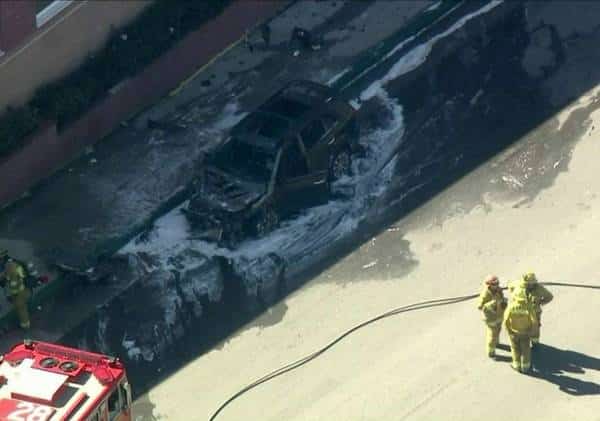 דרום קליפורניה: עובר אורח נהרג לאחר שנהג שנמלט מהמשטרה התנגש בו