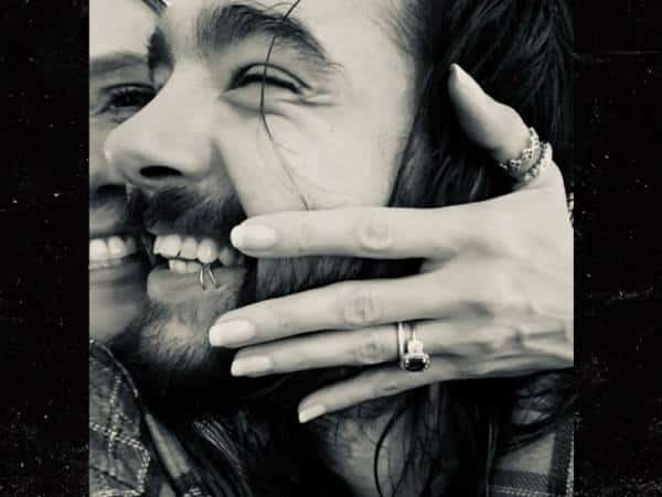 ההורסת מאורסת: היידי קלום אמרה "כן" לחבר שלה, טום קאוליץ