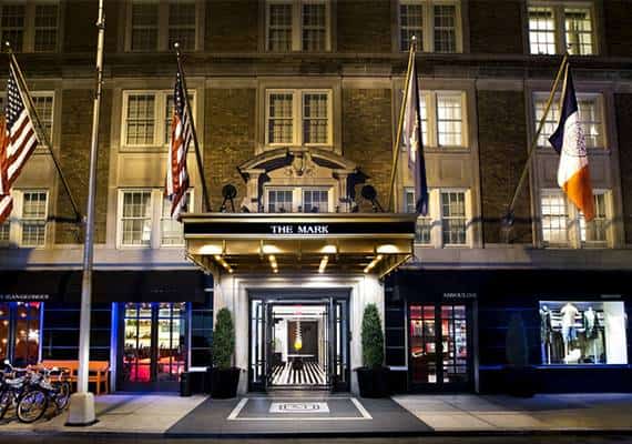 ניו יורק: שעון בשווי 135 אלף דולר נגנב מגבר ע"י אישה שהכיר במועדון