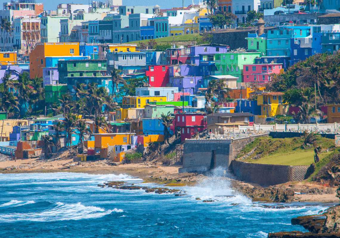 שלושה תיירים אמריקאים נדקרו בפורטו ריקו - לאחר שהתעלמו מדרישת המקומיים להפסיק לצלם 