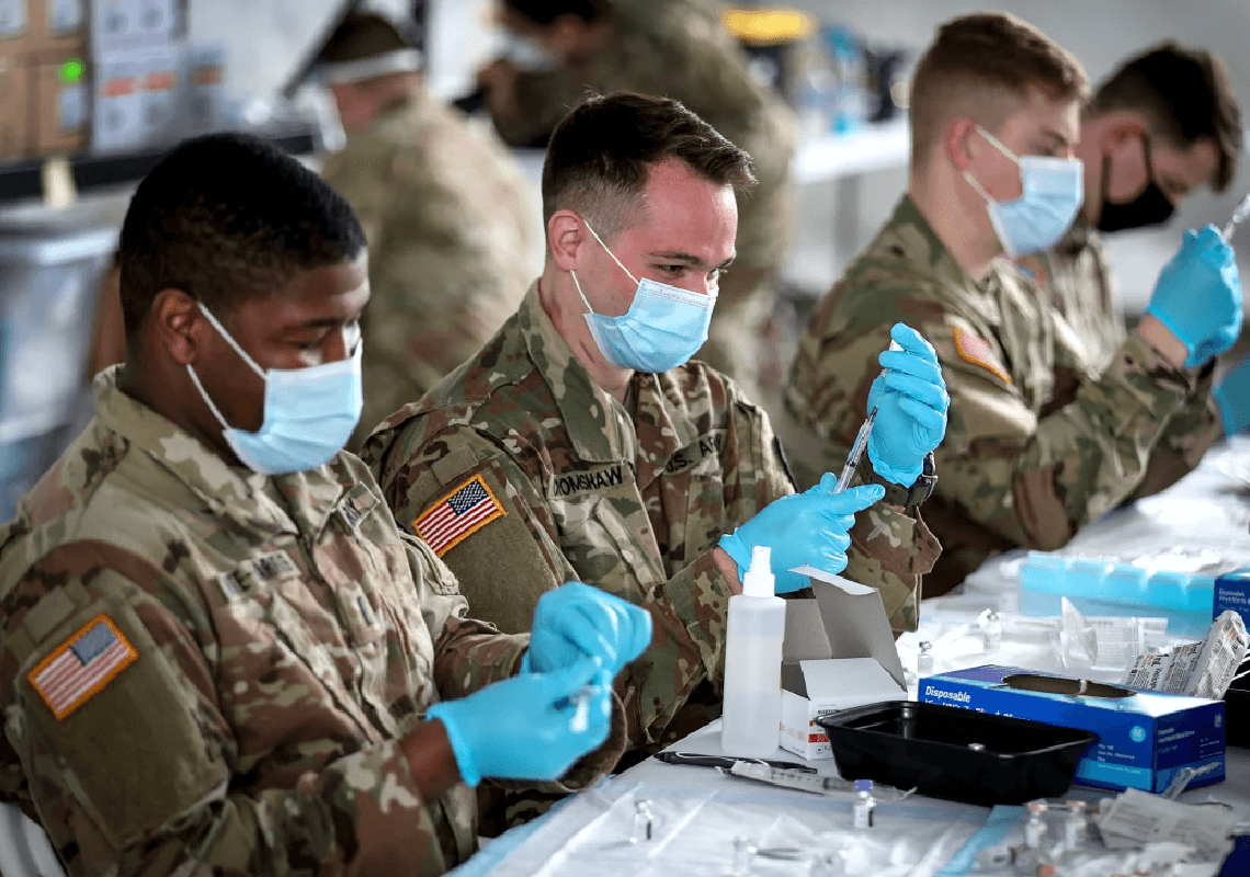 הפנטגון הנחה לפטר "מיידית" חיילים שטרם התחסנו