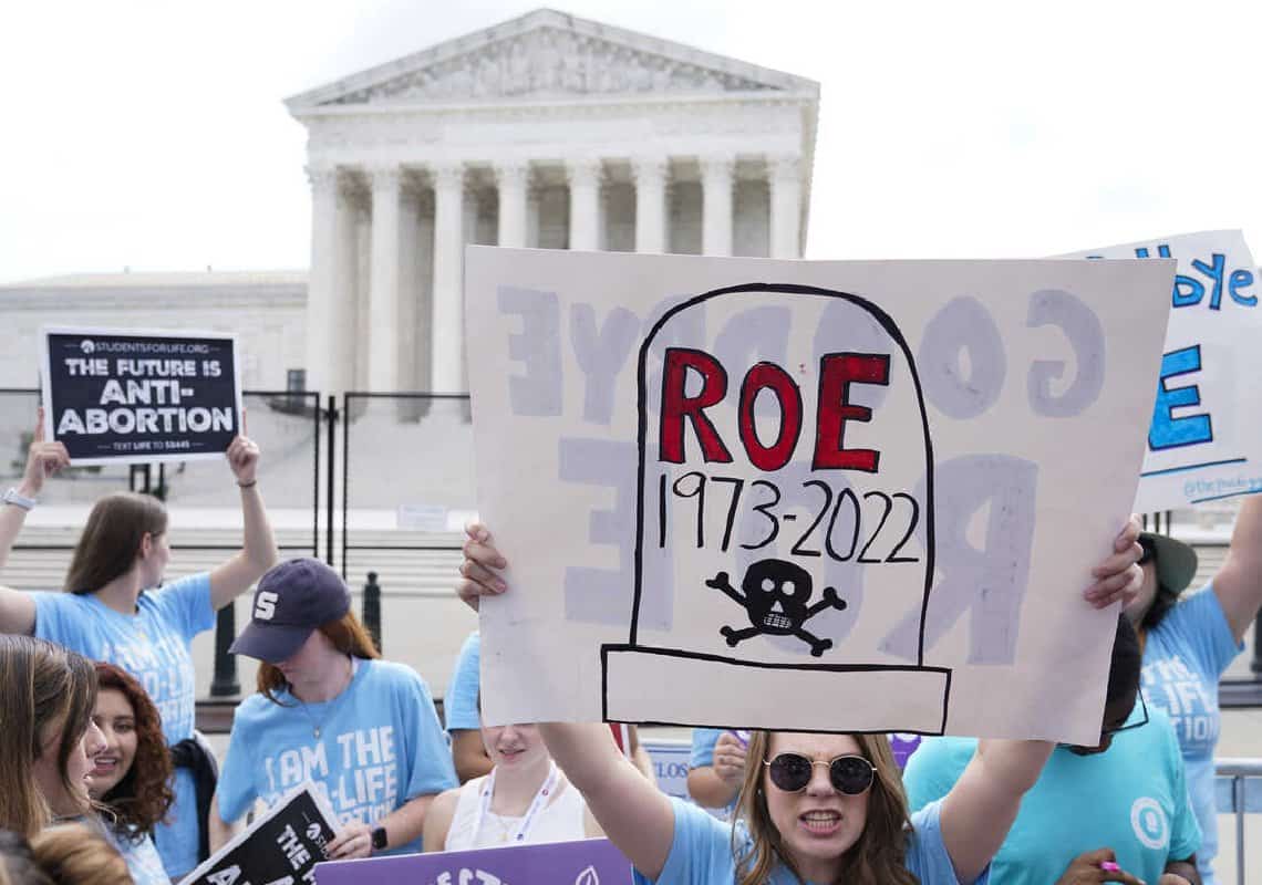 ארה"ב מפולגת ומשוסעת מאי פעם: שנה לביטול פסיקת "רו נגד וייד"