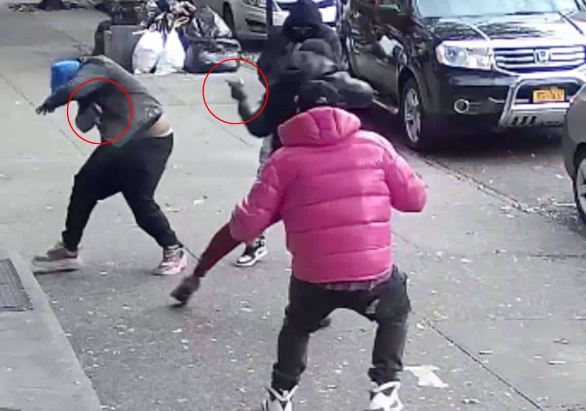 לאור יום: קרב יריות ברחובות ניו יורק