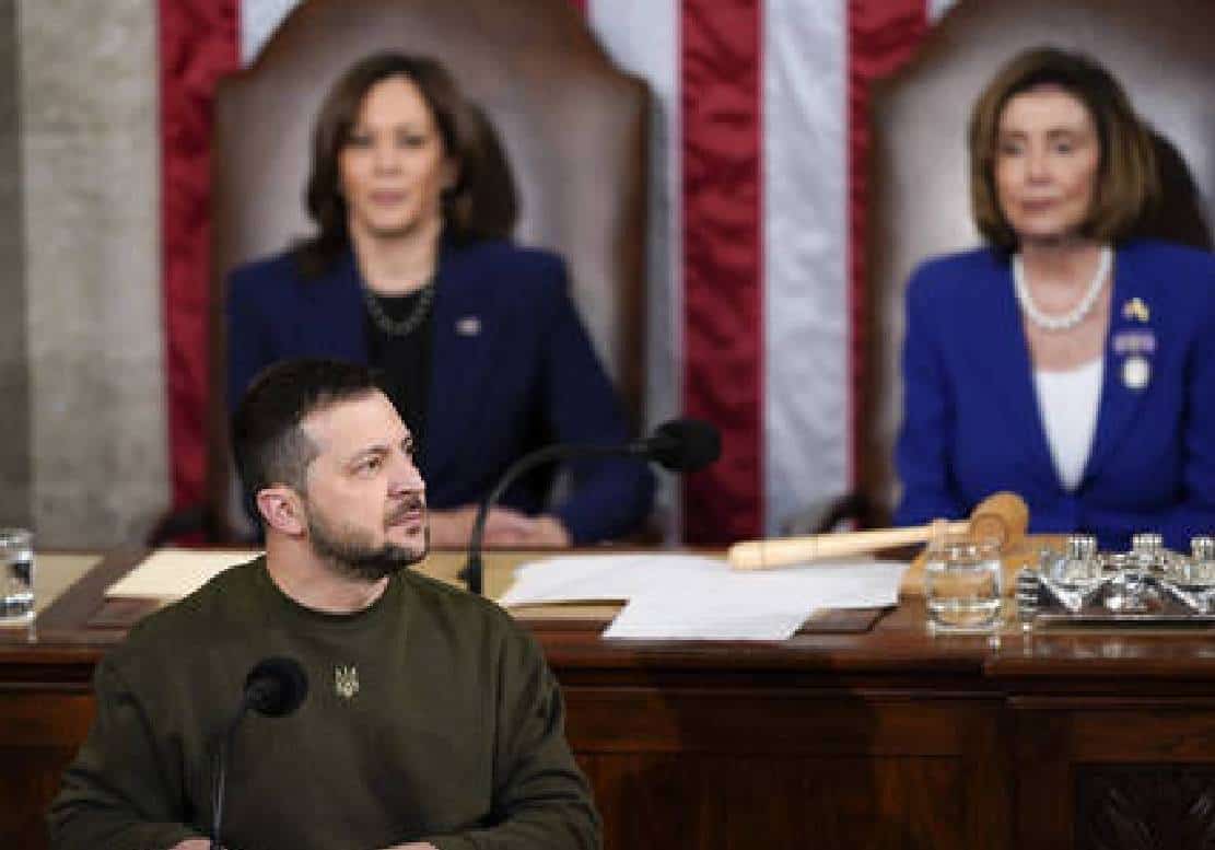 טאקר קרלסון: 'זלנסקי הוא כמו אורח שמסרב לעזוב את הבית של המארחים"