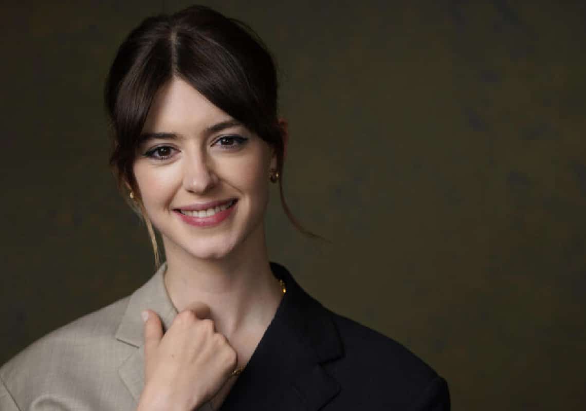 כוכבת ״אנשים נורמלים״ מגיבה על ההשוואה למריל סטריפ 