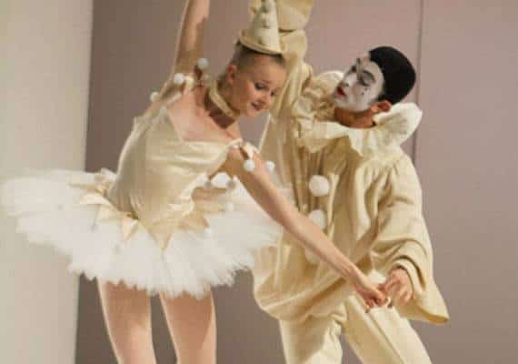 ניו יורק: חובבי האוכל והבלט הקלאסי יתענגו על הכוריאוגרפיה והאוכל של ג'ורג' בלנצ'ין