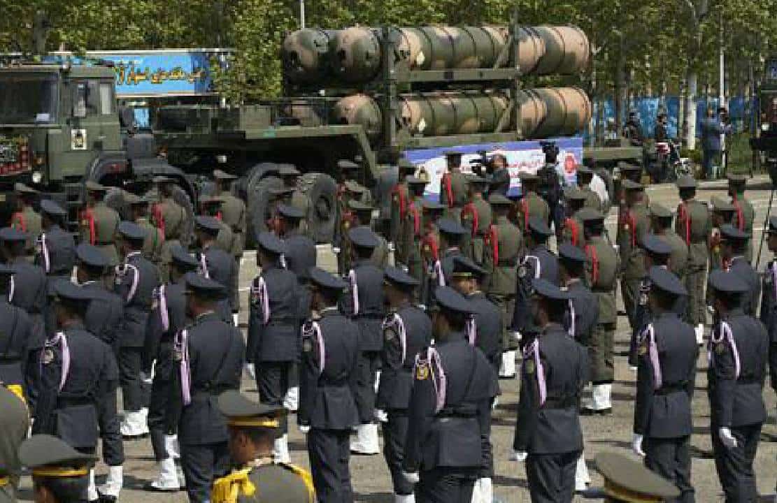 בכיר במוסד לשעבר: "פגיעה במתקני הגרעין על השולחן"