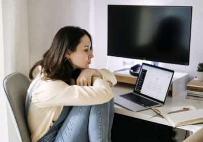 הצ'אטבוט כפסיכולוג: תחליף נגיש או סכנה לבריאות הנפש?