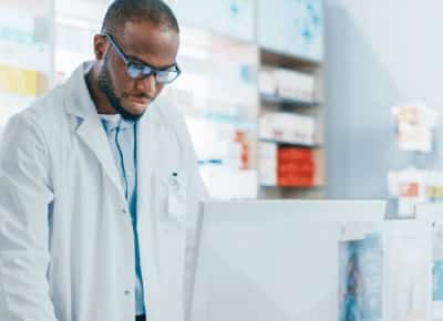 בתי מרקחת זכו בתואר: המקום הכי אומלל לעבוד בו באמריקה