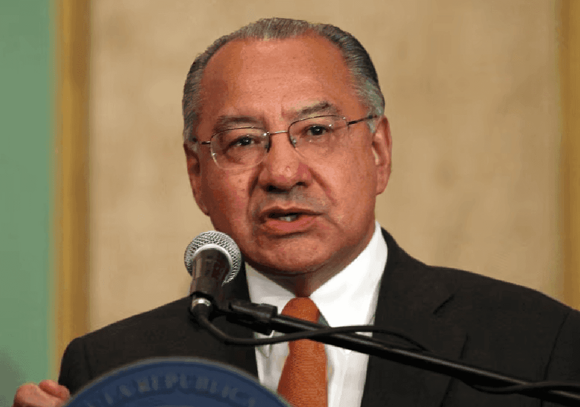 "עשורים של בגידה והונאה": בכיר בממשל האמריקאי ריגל למען ממשל קומוניסטי