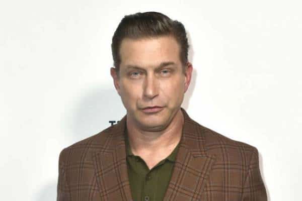 אנחנו משוגעים? רות פרז אנסלמי טוענת לרומן עם סטיבן בולדווין. הוא מכחיש 