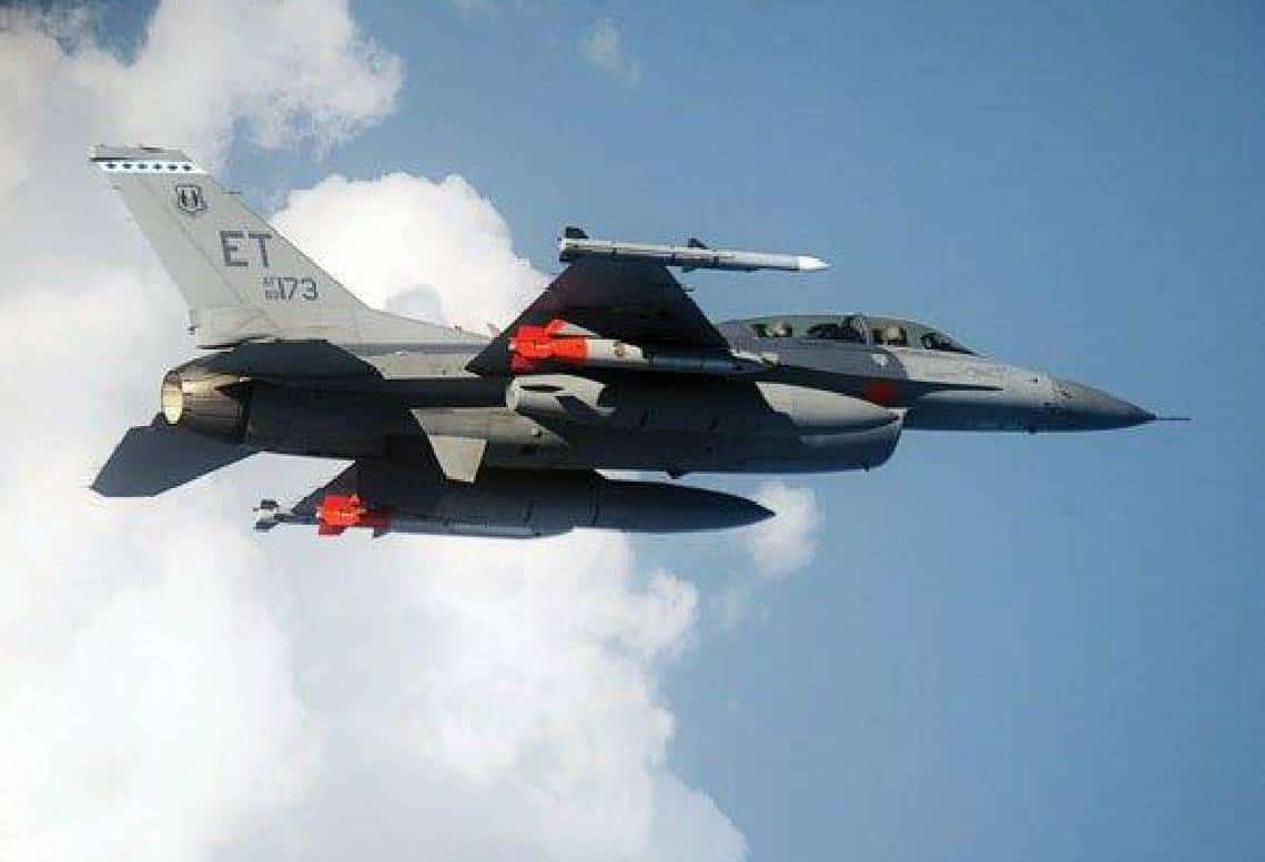 "נתפס כאיום גרעיני על רוסיה": ארה"ב הודיעה כי תספק לאוקראינה מטוסי F-16, רוסיה מגיבה באיומים חריפים