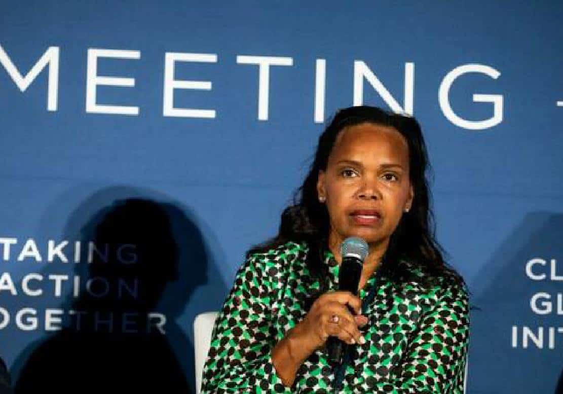 בנקים אמריקאים מפתחים טכנולוגיה למעקב אחר רוכשי אקדחים במסווה של סימון יורים המוניים