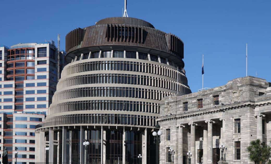 המדינה הזו אוסרת על חברי הפרלמנט שלה להשתמש בטיק-טוק