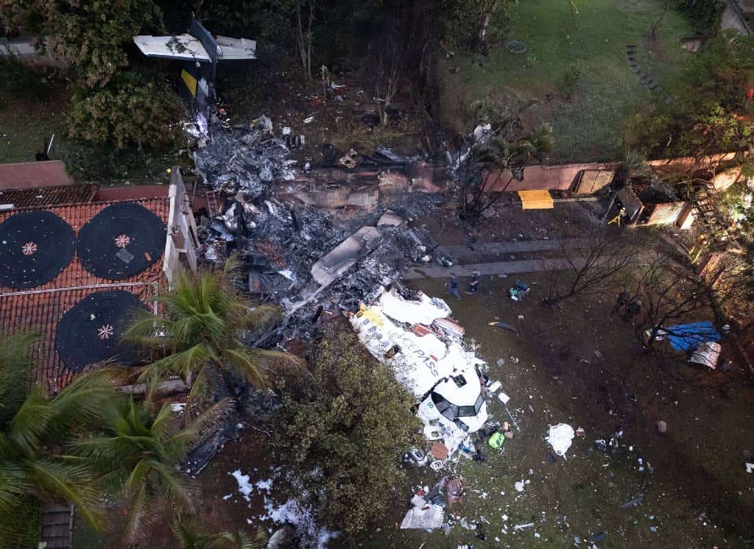 צפו: מטוס נוסעים התרסק בברזיל, 61 בני אדם נהרגו על המטוס