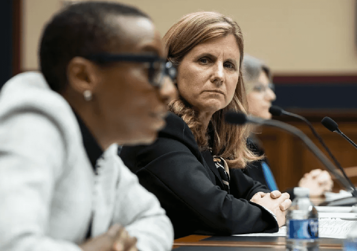 האליטה האנטישמית: נשיאת אונ' פנסילבניה שהתפטרה - נכנסה לתפקיד בכיר בהרווארד