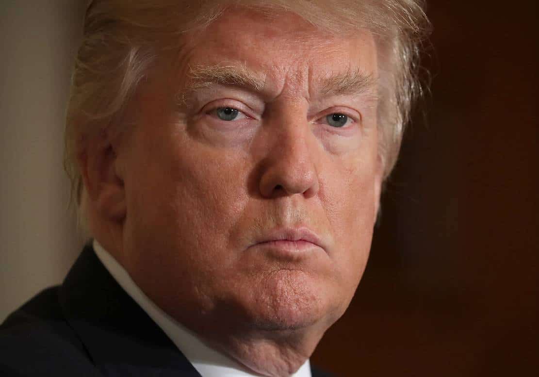 טראמפ: "דה-סנטיס הוא שמן, בכיין ומזוייף"