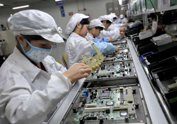 קורבן נוסף למלחמת הסחר: המחשב החדש של אפל ייוצר בסין