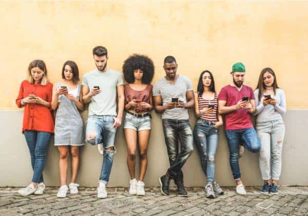 כוכבים חדשים בשוק ההון: משקיעים צעירים ומיליניאלים חסרי ניסיון