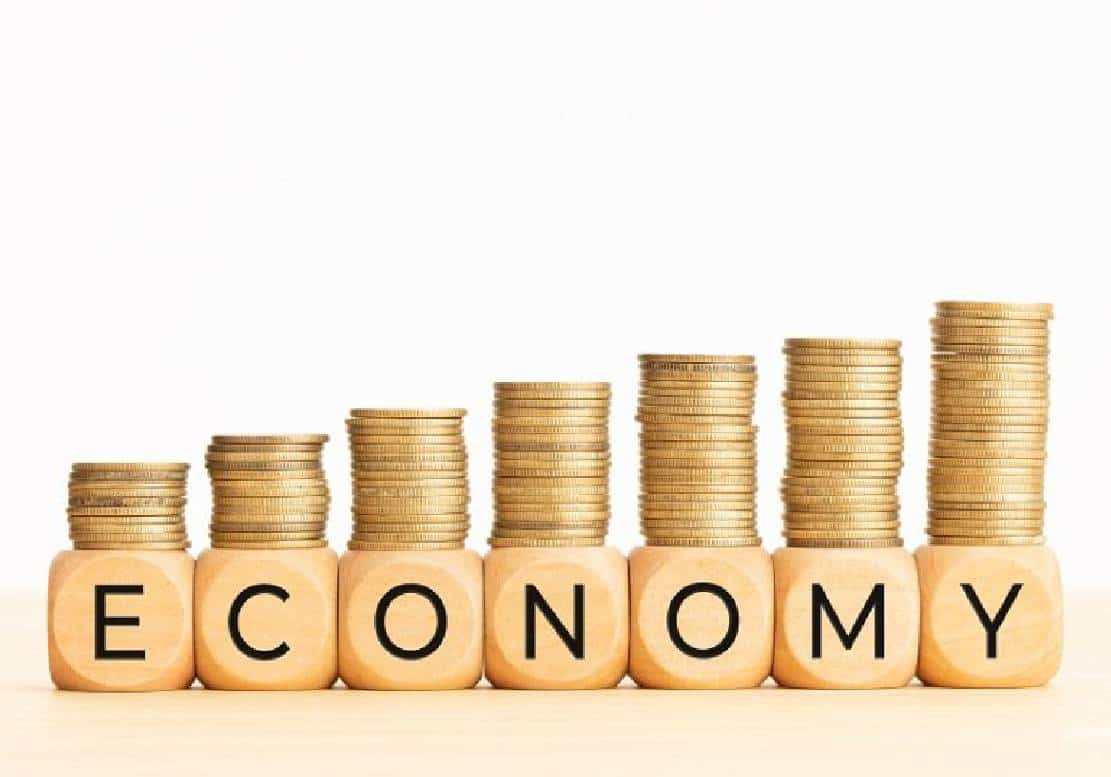 כלכלת מגדל הקלפים? "יותר מדי אמיתות כלכליות בנויות על שקרים"