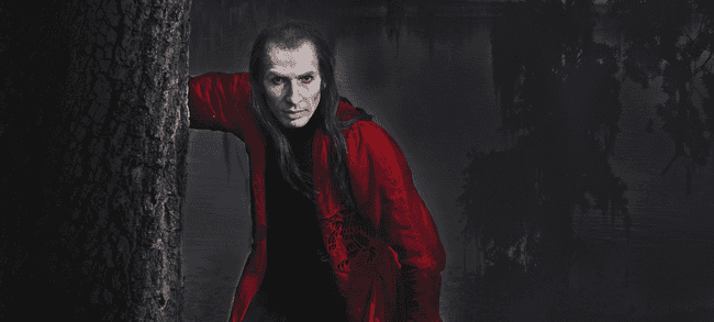 במיוחד להאלווין: דרקולה נוחת במיאמי