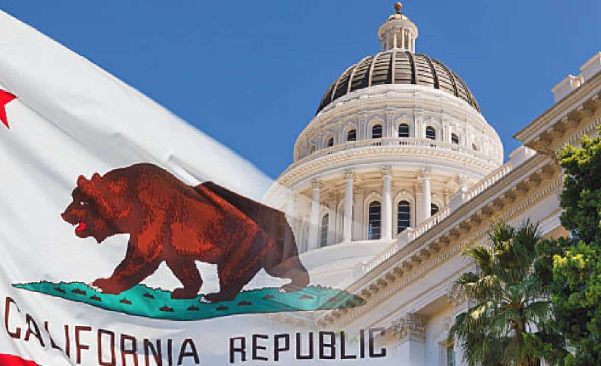 קליפורניה מקדמת הצעת חוק שתעניק לרוצחים המרצים מאסר עולם עונש מופחת