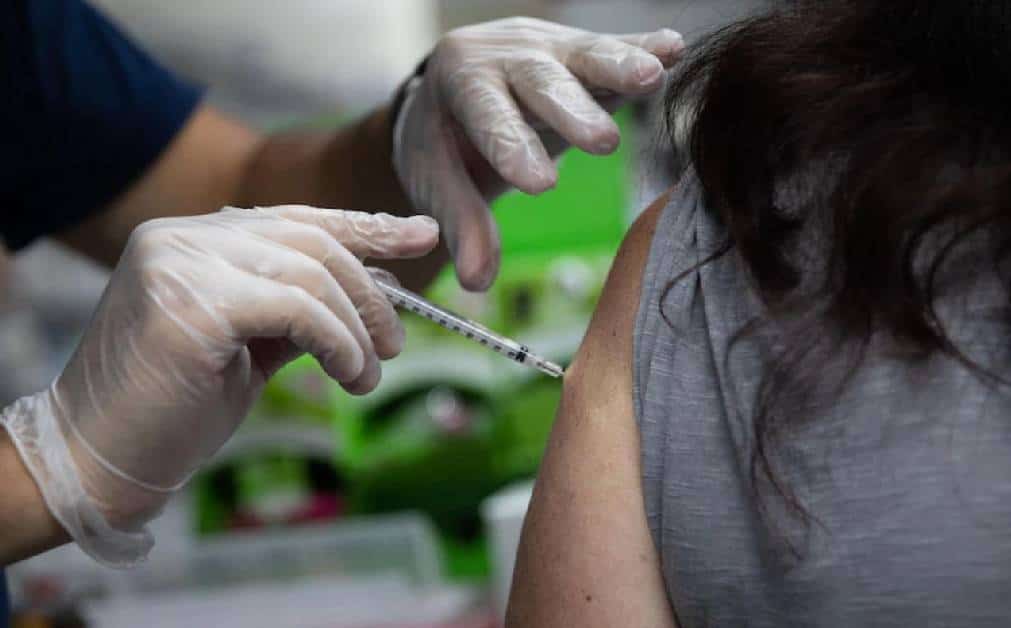 "חיסון מודרנה שיחולק לצעירי ישראל קשור בדלקת שרירי הלב"