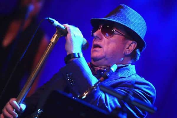 יש לנו שבע מילים בשבילכם: הופעה, ואן, מוריסון, סן, פרנסיסקו, לכו, ליהנות 