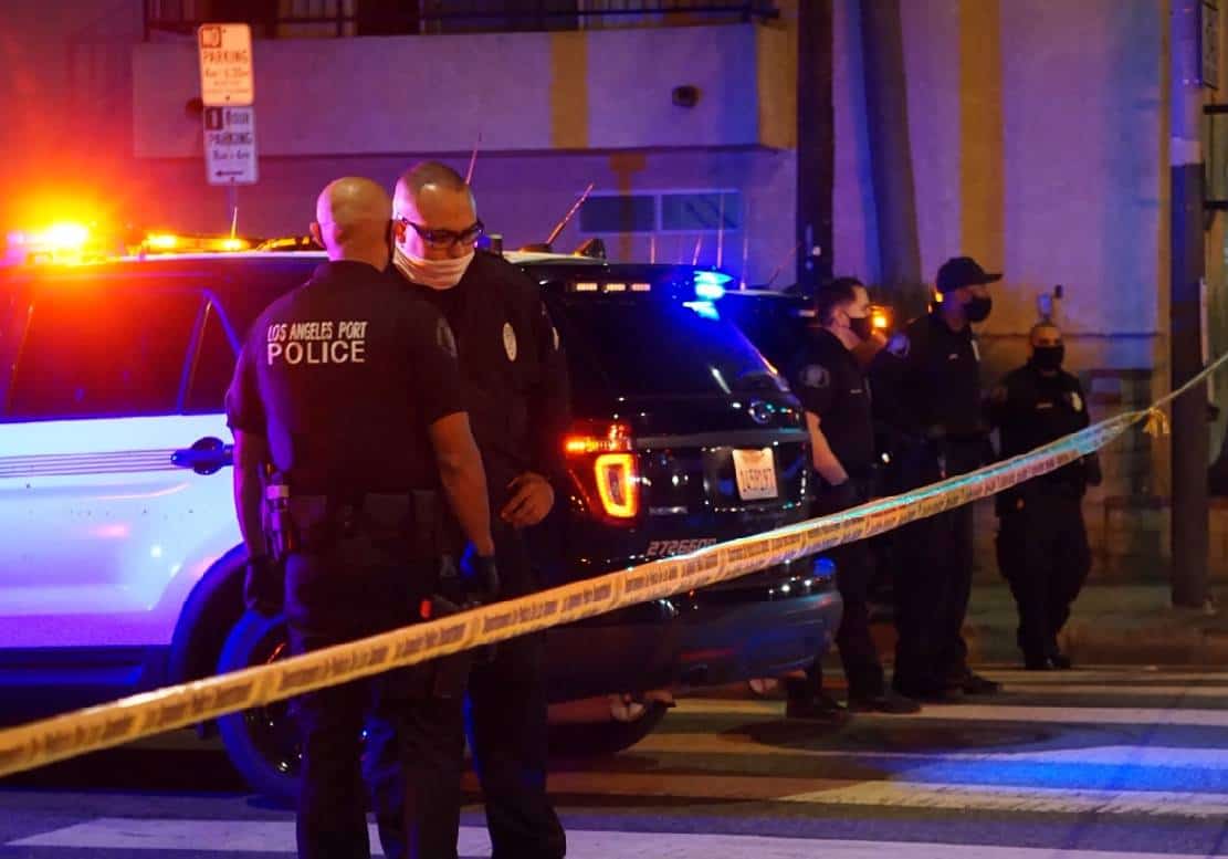 ה-LAPD: נער בן 13 השתמש בקורקינט כדי לרצוח עובד בחנות משקאות בהיילנד פארק ‏לאחר שנתפס על חם גונב בקבוק בירה