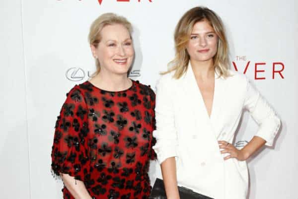 היא לא בסרט: מריל סטריפ צפויה להפוך לסבתא במציאות