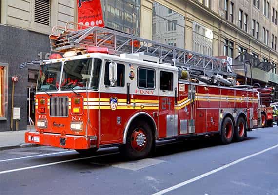 ניו יורק: תגרת ענק בין כבאים
