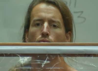 סן פרננדו וואלי: החשוד ברצח וביתור אשתו והוריה התאבד בכלא לפני המשפט