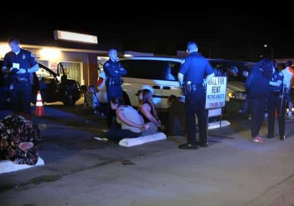 סמים, מזומנים ומכונות מזל: קזינו לא חוקי אותר בלב דרום קליפורניה