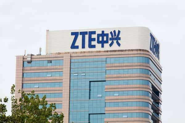 בעקבות הסנקציות האמריקניות: ZTE הסינית דיווחה על הפסדים של 1.1 מיליארד דולר