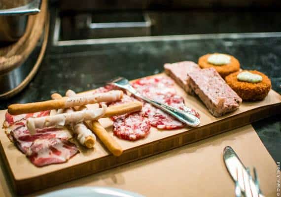 לוס אנג'לס: בצ'י ספקה מציעים חוויה מושלמת לקרניבורים