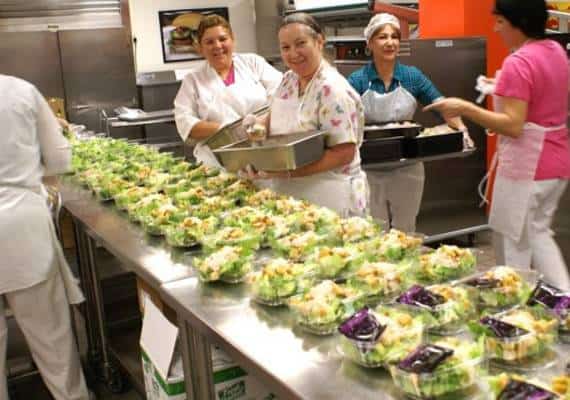 לוס אנג'לס: עובדי ה-LAUSD החלו בהצבעה על הזכות להכריז על שביתה