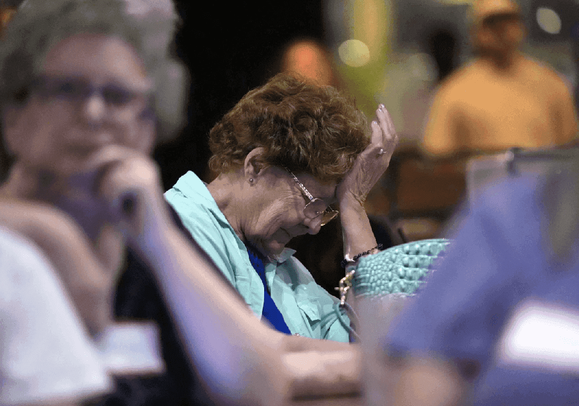 בתמונות: כך האמריקאים הגיבו לעימות הנשיאותי 