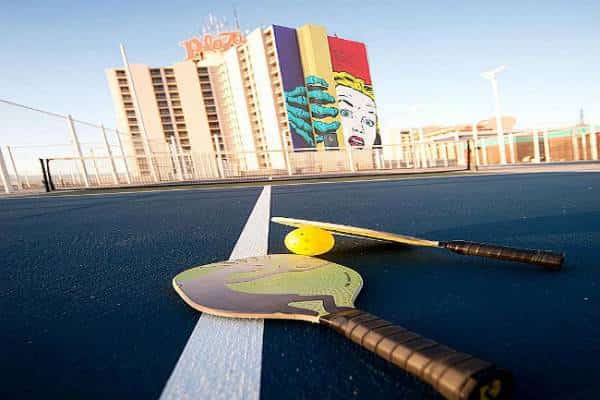 תושבי נתניה מזועזעים: אין ים בתחרות המטקות של לאס וגאס